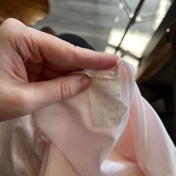 First Lady Vintage Pink Lace Smocked Nightgown Size 2X - Picture 5 of 7